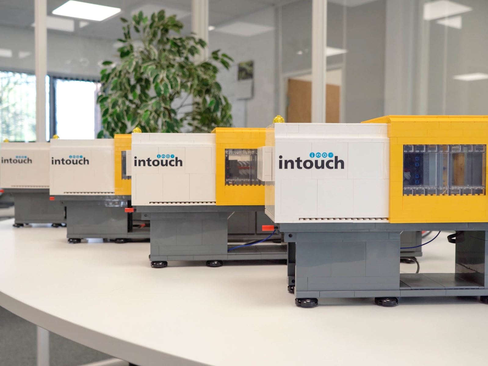 Intouch To Present Live Miniature Moulding Machines Built from LEGO Bricks at Interplas 2026 Intouch To Present Live Miniature Moulding Machines Built from LEGO Bricks at Interplas 2026