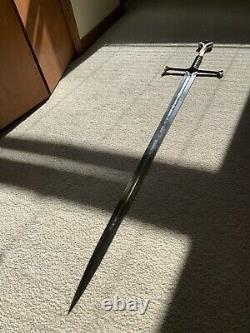 Anduril Narsil Sword of King Elesar (Aragorn) Lord of the Rings United Cutlery