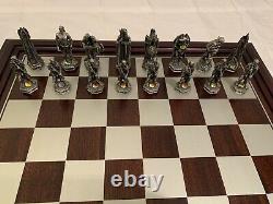 Franklin Mint Chess Set LORD OF THE RINGS Official Set Very Rare TOLKIEN 2001