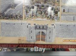 Games Workshop Lord of The Rings The Two Towers Helms Deep Fortress