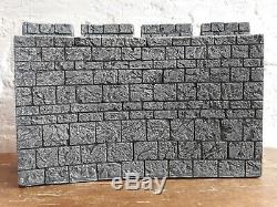 Games Workshop Lord of the Rings Helms Deep Fortress The Two Towers, Boxed