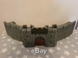 Games Workshop Lord of the Rings The Two Towers Helms Deep Fortress Boxed