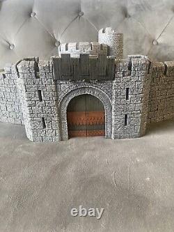 Games workshop lord of the rings Helms deep fortress oop rare See Pictures