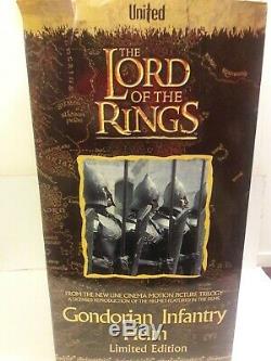Gondorian Infantry Helm United Cutlery Lord of the Rings Helmet Limited Edition