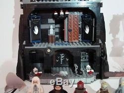 LEGO 10237 Lord of the Rings The Tower of Orthanc with Minifigs 99% Complete
