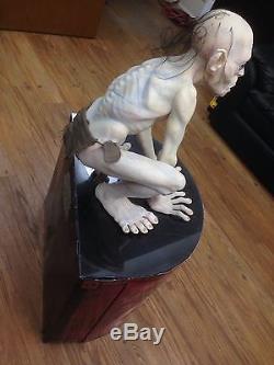 Life Size Talking Lord Of The Rings Gollum Smeagol With Super Rare Stand