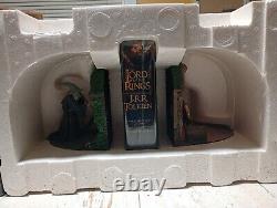 Lord Of The Rings Books And Bookends Gift Set WETA Collectibles