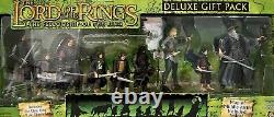 Lord Of The Rings Fellowship Of The Ring Deluxe 9 Figure Gift Pack Ring & Map