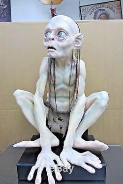 Lord Of The Rings Life-size Gollum Theater Lobby Talking Statue