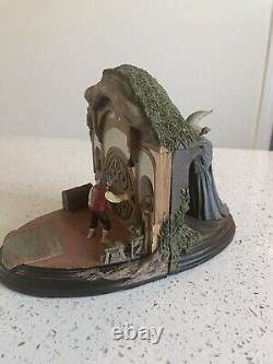 Lord Of The Rings No Admittance Bookends, Sideshow Weta RARE, Hat Damaged On Tip