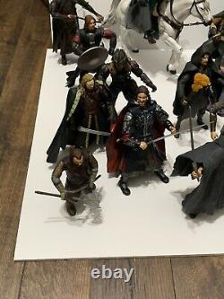 Lord of the Rings Action Figures Lot (23 Figures)