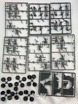 Lord of the Rings Battle Strategy Games Miniatures Games Workshop Many Extras