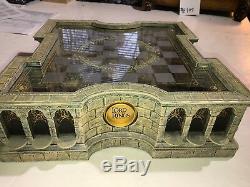 Lord of the Rings Collector's Chess Set Noble Collection Chess 56 Total Pieces