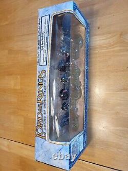 Lord of the Rings Fellowship Collection Armies of Middle Earth NIB