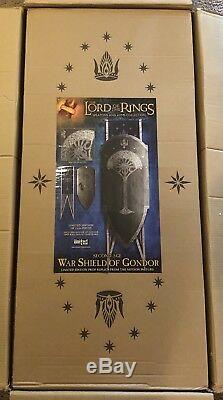 Lord of the Rings Replica Gondor Shield United Cutlery 62/1500 LOTR NO RESERVE