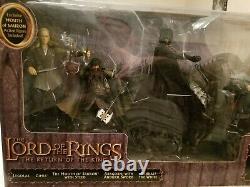 Lord of the Rings Return of the King Black Gate of Mordor Gift Pack SEALED