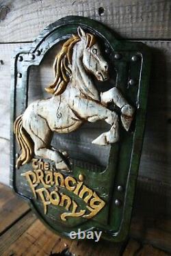 Lord of the Rings'The Prancing Pony' pub sign