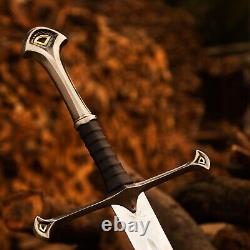 Lord of the rings Anduril's sword King Aragorn Narsil sword of King Aragorn