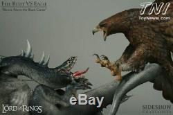 Lord of the rings Fell Beast vs Eagle Sideshow statue. NIB Hobbit