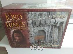 Lord of the rings warhammer Helms Deep Fortress / Castle