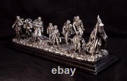 Noble Collection The Lord of The Rings Fellowship Pewter Statue MINT condition