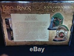 Sideshow Weta Lord of the Rings No Admittance Book & Bookends Gift Set NEW