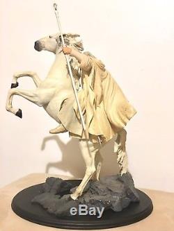 Sideshow weta LOTR, Gandalf The White On Shadowfax Statue Lord of the Rings