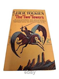 THE TWO TOWERS JRR Tolkien UNAUTHORIZED ACE A-5 PB The Lord of the Rings