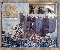 The Lord of the Rings Armies of Middle Earth Battle at Helm's Deep box set