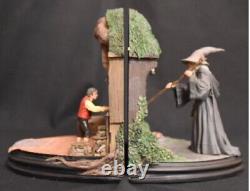 The Lord of the Rings No Admittance Bookends GANDALF & BILBO Sideshow Weta