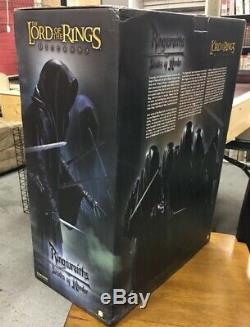 The Lord of the Rings Ringwraiths Shadow of Mordor Diorama Sideshow Collectibles