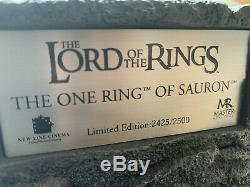 The Lord of the Rings Saurons Finger with Ring 1/1 scale Master Replicas