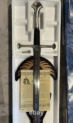 United Cutlery 1380ASLB Lord of the Rings Limited Edition Anduril 1331 of 5000