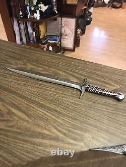 United Cutlery The Lord of the Rings Sting Sword & Scabbard UC1264 & UC1300