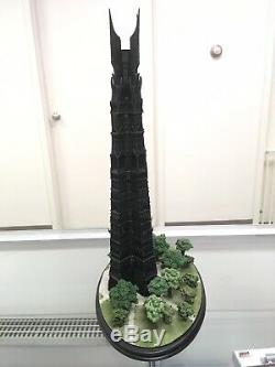 WETA LOTR Lord of the Rings Orthanc Black Tower of Isengard SOLD OUT! RARE